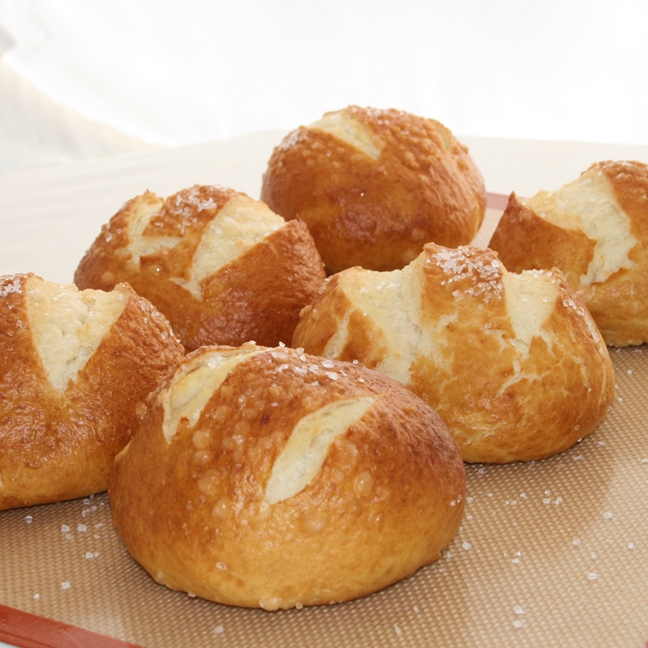 pretzel rolls recipe