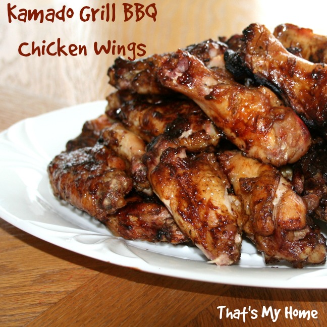 Kamado grill bbq chicken wings