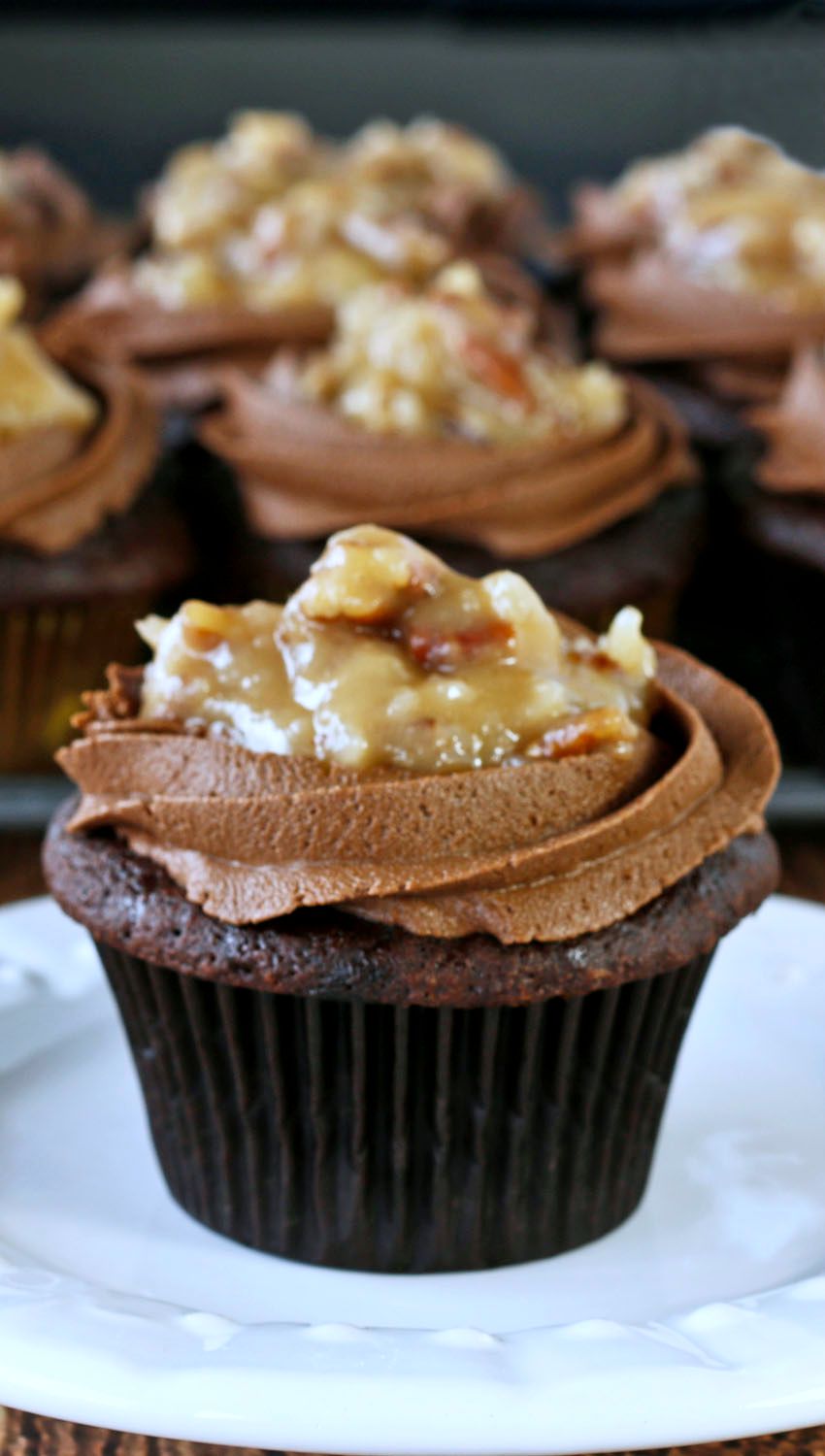 German Chocolate Cupcakes - Recipes Food and Cooking