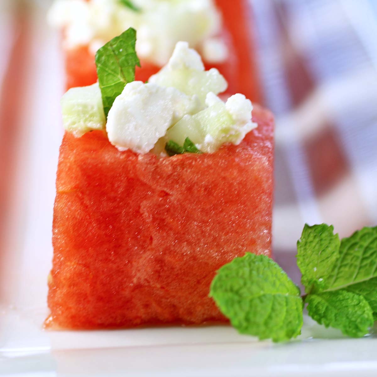 Watermelon Cups with Cucumber, Feta and Mint - Recipes Food and Cooking