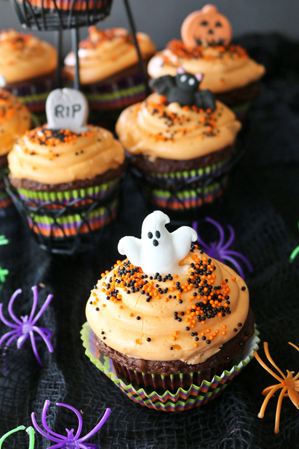 halloween-cupcakes