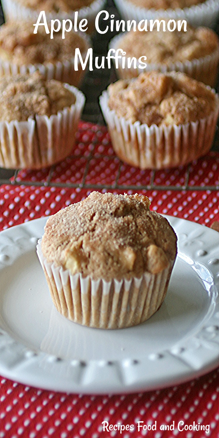 Apple cinnamon muffins