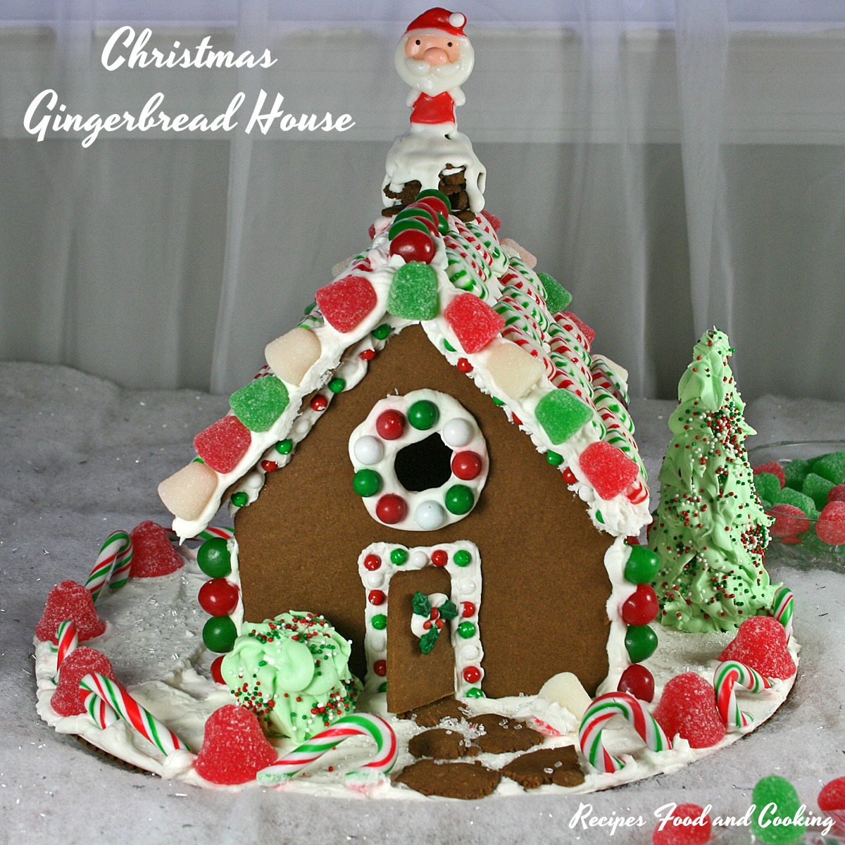 Christmas Gingerbread House