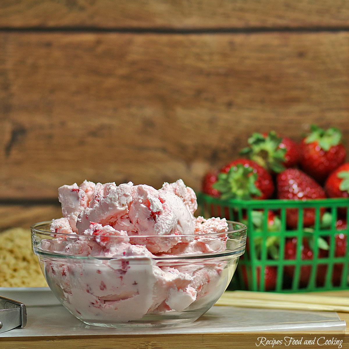 No Bake Strawberry Cheesecake Pop K-bobs